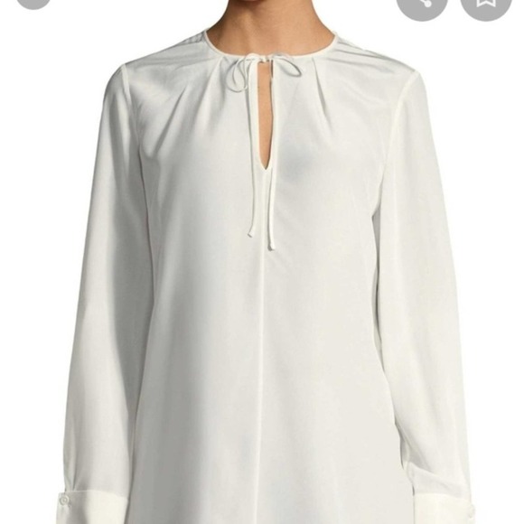 Diane Von Furstenberg tie front key hole top - Picture 1 of 12